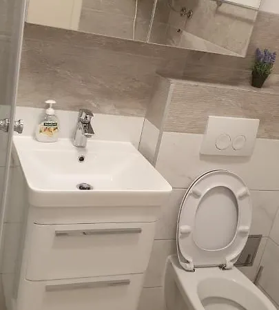 Petra Apartment *